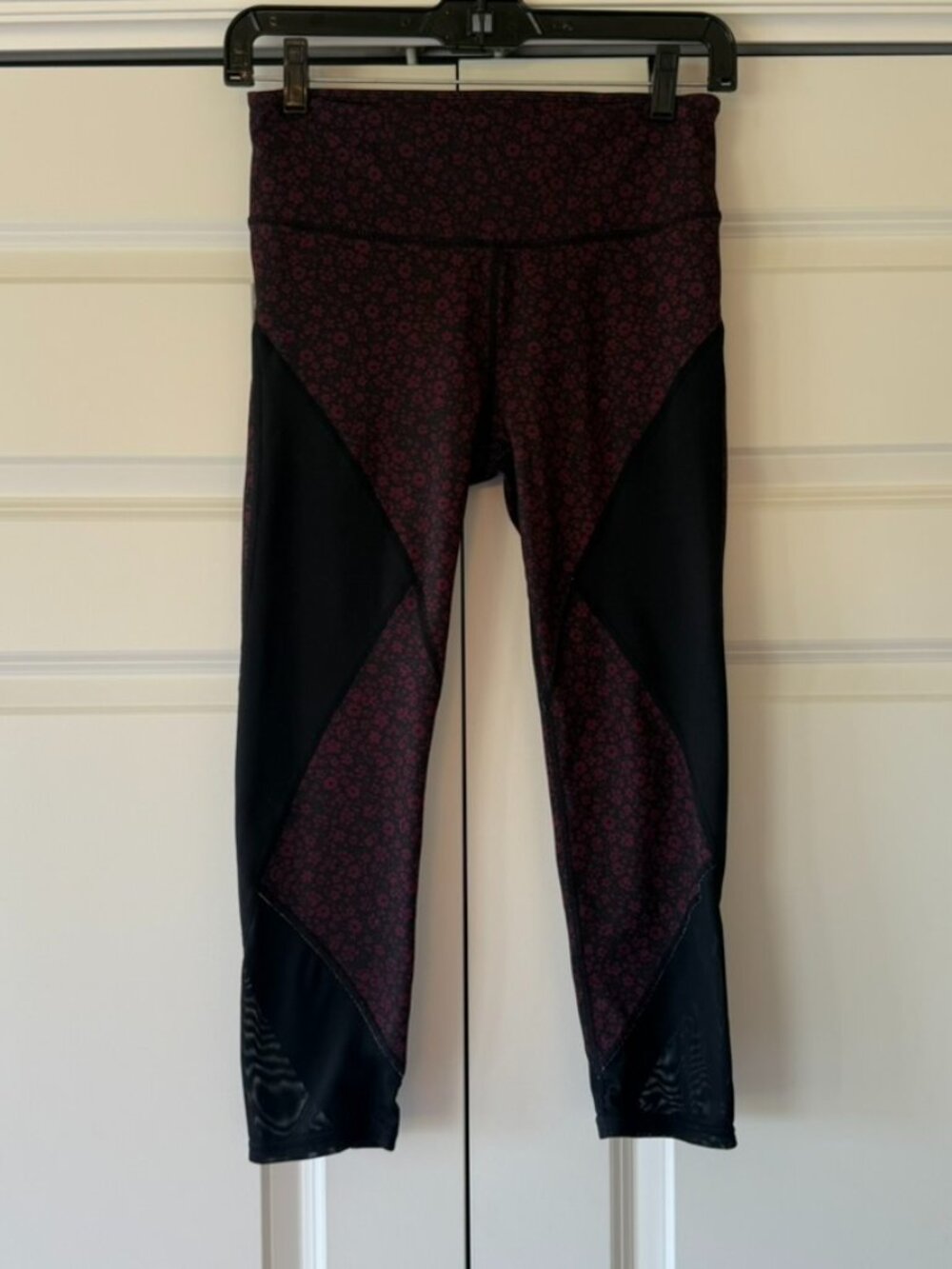GAP Fit Floral Print Crop Leggings — Size XS